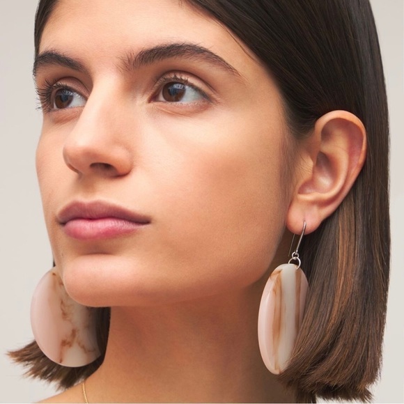 ISABEL MARANT B-GIRL CIRCLE RESIN EARRINGS IN ROSEWOOD PINK - SOLD OUT ..!!! - Picture 1 of 8